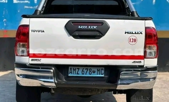 Buy Used Toyota Hilux White Car in Maputo in Maputo Buy Used Toyota Hilux White Car in Maputo in Maputo