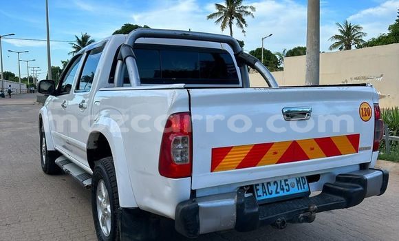 Comprar Novo Isuzu D-MAX Branco Carro em Maputo em Maputo Comprar Novo Isuzu D-MAX Branco Carro em Maputo em Maputo