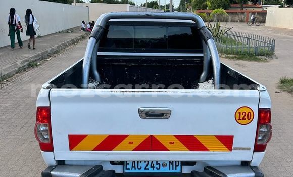 Comprar Novo Isuzu D-MAX Branco Carro em Maputo em Maputo Comprar Novo Isuzu D-MAX Branco Carro em Maputo em Maputo