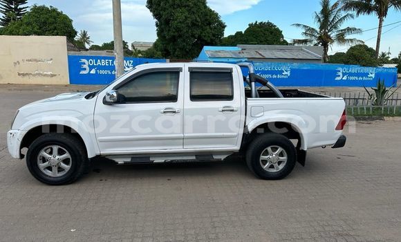 Comprar Novo Isuzu D-MAX Branco Carro em Maputo em Maputo Comprar Novo Isuzu D-MAX Branco Carro em Maputo em Maputo