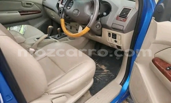 Comprar Usado Toyota Hilux Azul Carro em Maputo em Maputo Comprar Usado Toyota Hilux Azul Carro em Maputo em Maputo