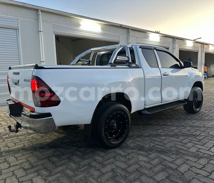 Big with watermark toyota hiluxe revo maputo maputo 21060