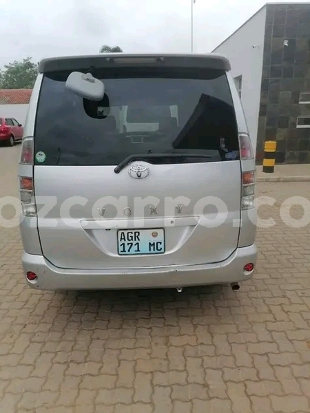 Big with watermark toyota voxy maputo maputo 21061