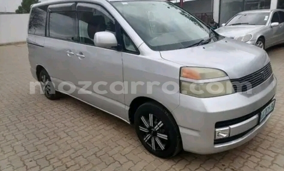Comprar Usado Toyota Voxy De outros Carro em Maputo em Maputo Comprar Usado Toyota Voxy De outros Carro em Maputo em Maputo