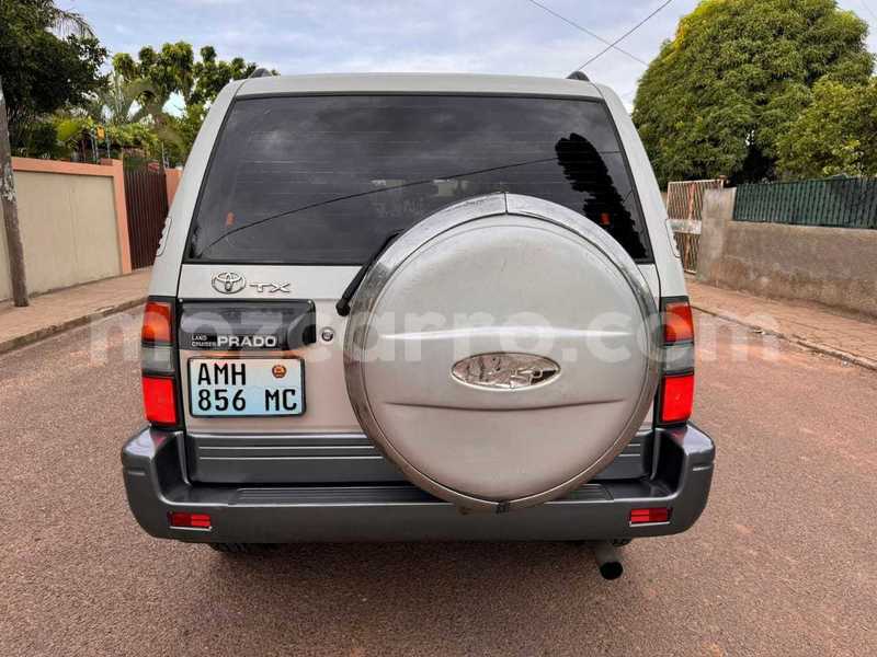 Big with watermark toyota land cruiser prado maputo maputo 21067