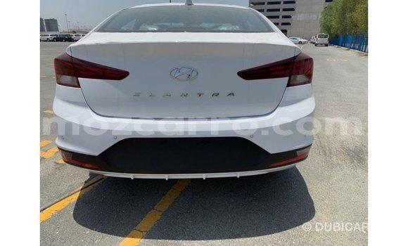 Comprar Importar Hyundai Elantra Branco Carro em Import - Dubai em Cabo Delgado Comprar Importar Hyundai Elantra Branco Carro em Import - Dubai em Cabo Delgado