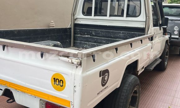 Nunua Ilio tumika Toyota Land Cruiser Nyingine Gari ndani ya Maputo nchini Maputo Nunua Ilio tumika Toyota Land Cruiser Nyingine Gari ndani ya Maputo nchini Maputo