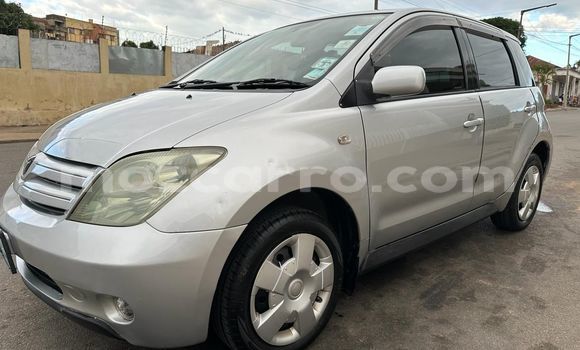 Comprar Usado Toyota IST Branco Carro em Maputo em Maputo Comprar Usado Toyota IST Branco Carro em Maputo em Maputo
