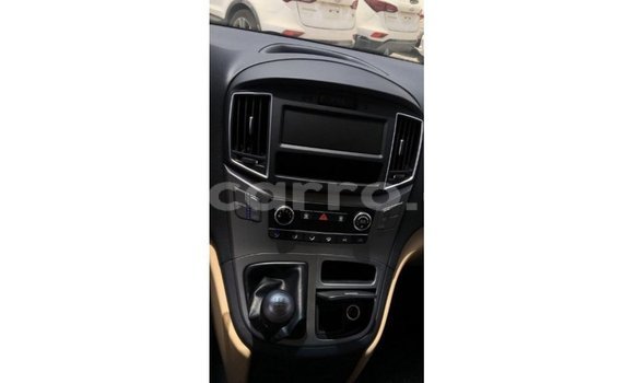 Comprar Importar Hyundai Accent Branco Carro em Import - Dubai em Cabo Delgado Comprar Importar Hyundai Accent Branco Carro em Import - Dubai em Cabo Delgado