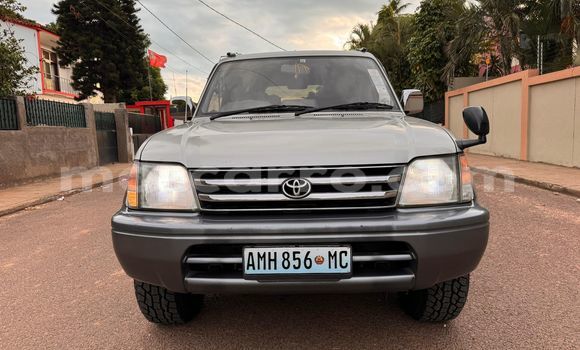 Nunua Ilio tumika Toyota Prado Nyingine Gari ndani ya Maputo nchini Maputo Nunua Ilio tumika Toyota Prado Nyingine Gari ndani ya Maputo nchini Maputo