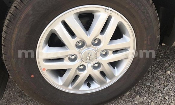 Comprar Importar Hyundai Accent Branco Carro em Import - Dubai em Cabo Delgado Comprar Importar Hyundai Accent Branco Carro em Import - Dubai em Cabo Delgado