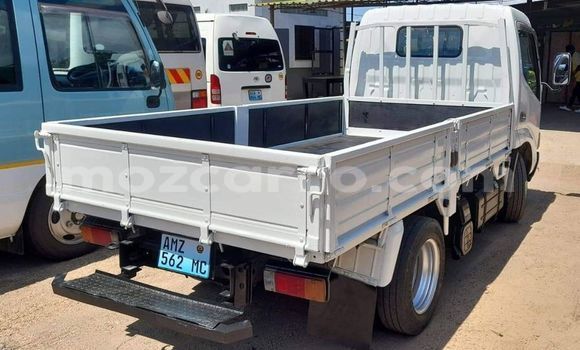 Comprar Usado Toyota Hiluxe Revo De outros Carro em Maputo em Maputo Comprar Usado Toyota Hiluxe Revo De outros Carro em Maputo em Maputo