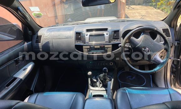 Tenga Tsaru Toyota Hilux Zvimwe Mota in Maputo in Maputo Tenga Tsaru Toyota Hilux Zvimwe Mota in Maputo in Maputo