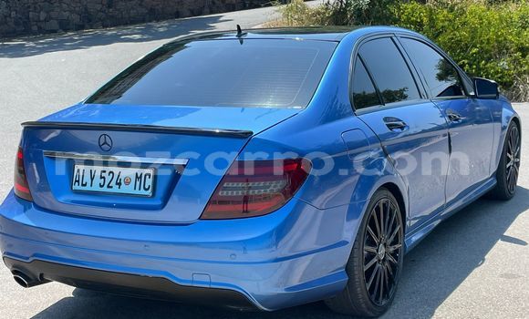 Tenga Tsaru Mercedes‒Benz C-Class Bhuruu Mota in Maputo in Maputo Tenga Tsaru Mercedes‒Benz C-Class Bhuruu Mota in Maputo in Maputo