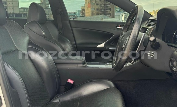 Comprar Usado Lexus IS Branco Carro em Maputo em Maputo Comprar Usado Lexus IS Branco Carro em Maputo em Maputo