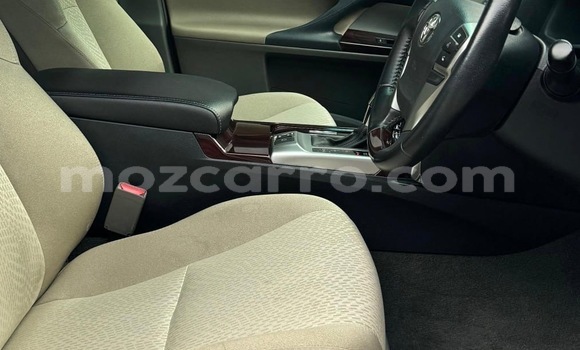 Comprar Usado Toyota Mark X Prata Carro em Maputo em Maputo Comprar Usado Toyota Mark X Prata Carro em Maputo em Maputo