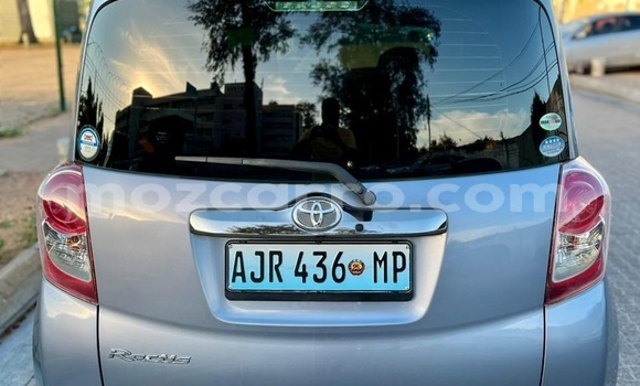 Comprar Usado Toyota Ractis Azul Carro em Maputo em Maputo Comprar Usado Toyota Ractis Azul Carro em Maputo em Maputo