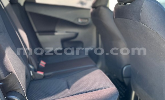 Comprar Usado Toyota Ractis Prata Carro em Maputo em Maputo Comprar Usado Toyota Ractis Prata Carro em Maputo em Maputo