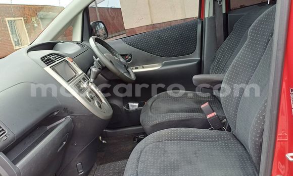 Comprar Usado Toyota Ractis Vermelho Carro em Maputo em Maputo Comprar Usado Toyota Ractis Vermelho Carro em Maputo em Maputo