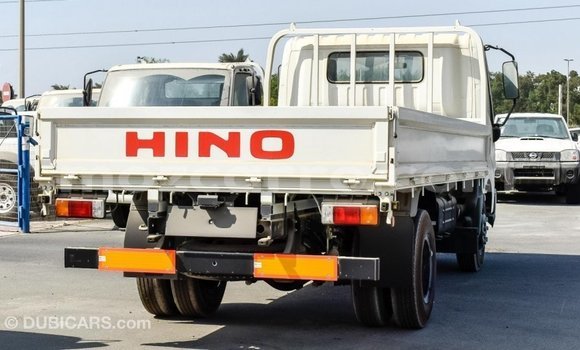 Comprar Importar Hino 300 Series Branco Caminhão em Import - Dubai em Cabo Delgado Comprar Importar Hino 300 Series Branco Caminhão em Import - Dubai em Cabo Delgado