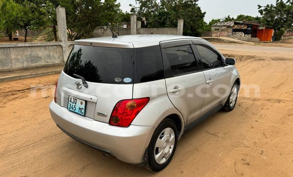 Comprar Usado Toyota IST De outros Carro em Moçambique em Nampula Comprar Usado Toyota IST De outros Carro em Moçambique em Nampula