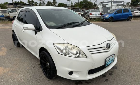 Comprar Usado Toyota Auris Branco Carro em Moçambique em Nampula Comprar Usado Toyota Auris Branco Carro em Moçambique em Nampula