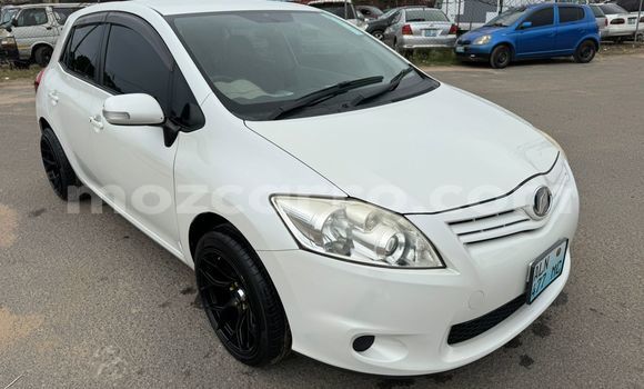 Comprar Usado Toyota Auris Branco Carro em Moçambique em Nampula Comprar Usado Toyota Auris Branco Carro em Moçambique em Nampula