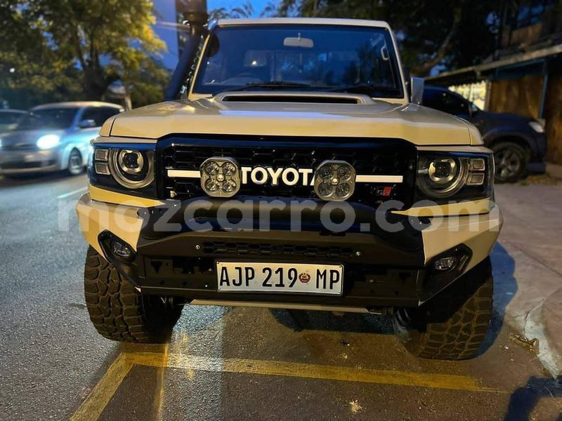 Big with watermark toyota land cruiser nampula mocambique 21190