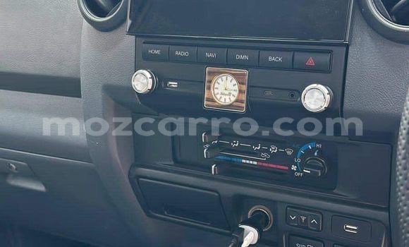 Comprar Usado Toyota Land Cruiser Castanho Carro em Moçambique em Nampula Comprar Usado Toyota Land Cruiser Castanho Carro em Moçambique em Nampula