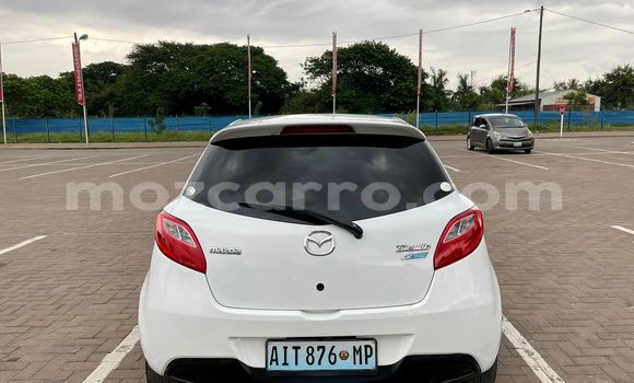 Comprar Usado Mazda Demio Branco Carro em Maputo em Maputo Comprar Usado Mazda Demio Branco Carro em Maputo em Maputo