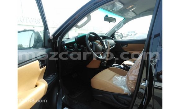 Comprar Importar Toyota Fortuner Preto Carro em Import - Dubai em Cabo Delgado Comprar Importar Toyota Fortuner Preto Carro em Import - Dubai em Cabo Delgado