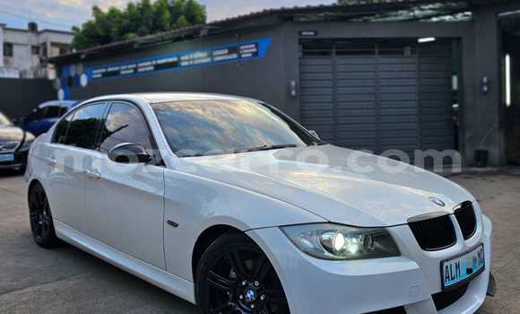 Comprar Usado BMW 3-Series Branco Carro em Maputo em Maputo Comprar Usado BMW 3-Series Branco Carro em Maputo em Maputo