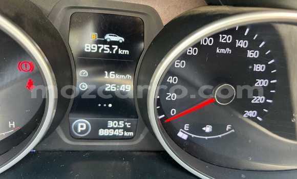 Nunua Ilio tumika Kia Sportage Nyekundu Gari ndani ya Maputo nchini Maputo Nunua Ilio tumika Kia Sportage Nyekundu Gari ndani ya Maputo nchini Maputo