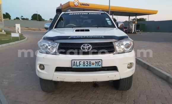 Comprar Usado Toyota Fortuner Branco Carro em Maputo em Maputo Comprar Usado Toyota Fortuner Branco Carro em Maputo em Maputo