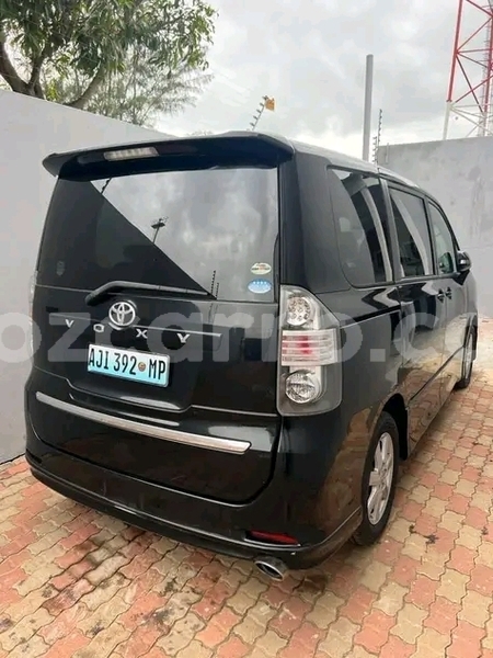 Big with watermark toyota voxy maputo maputo 21215