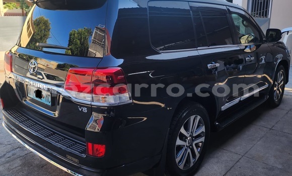 Comprar Usado Toyota Land Cruiser Preto Carro em Maputo em Maputo Comprar Usado Toyota Land Cruiser Preto Carro em Maputo em Maputo