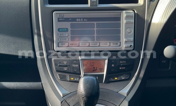 Comprar Usado Toyota Ractis Prata Carro em Maputo em Maputo Comprar Usado Toyota Ractis Prata Carro em Maputo em Maputo