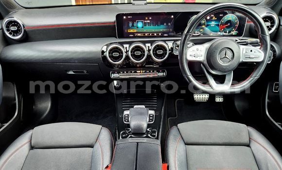 Comprar Usado Mercedes-Benz A200 Branco Carro em Maputo em Maputo Comprar Usado Mercedes-Benz A200 Branco Carro em Maputo em Maputo