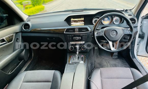 Buy Used Mercedes‒Benz C-klasse Other Car in Maputo in Maputo Buy Used Mercedes‒Benz C-klasse Other Car in Maputo in Maputo