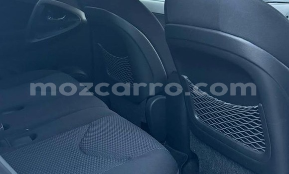 Comprar Usado Toyota RAV4 Branco Carro em Maputo em Maputo Comprar Usado Toyota RAV4 Branco Carro em Maputo em Maputo