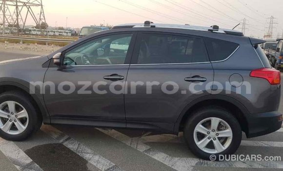 Tenga Imported Toyota Highlander Zvimwe Mota in Import - Dubai in Cabo Delgado Tenga Imported Toyota Highlander Zvimwe Mota in Import - Dubai in Cabo Delgado