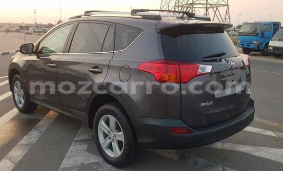 Tenga Imported Toyota Highlander Zvimwe Mota in Import - Dubai in Cabo Delgado Tenga Imported Toyota Highlander Zvimwe Mota in Import - Dubai in Cabo Delgado