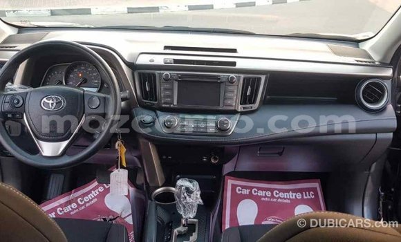 Tenga Imported Toyota Highlander Zvimwe Mota in Import - Dubai in Cabo Delgado Tenga Imported Toyota Highlander Zvimwe Mota in Import - Dubai in Cabo Delgado