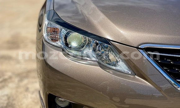 Comprar Usado Toyota Mark X Castanho Carro em Maputo em Maputo Comprar Usado Toyota Mark X Castanho Carro em Maputo em Maputo