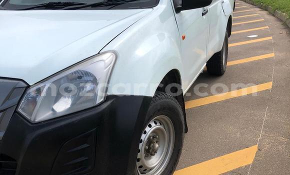 Buy Used Isuzu D-MAX White Car in Maputo in Maputo Buy Used Isuzu D-MAX White Car in Maputo in Maputo