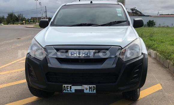 Buy Used Isuzu D-MAX White Car in Maputo in Maputo Buy Used Isuzu D-MAX White Car in Maputo in Maputo