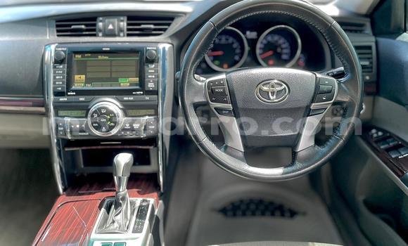 Comprar Usado Toyota Mark X Castanho Carro em Maputo em Maputo Comprar Usado Toyota Mark X Castanho Carro em Maputo em Maputo