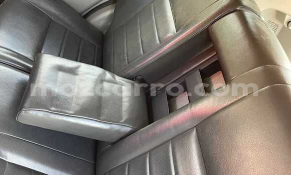 Comprar Usado Toyota RAV4 Prata Carro em Maputo em Maputo Comprar Usado Toyota RAV4 Prata Carro em Maputo em Maputo