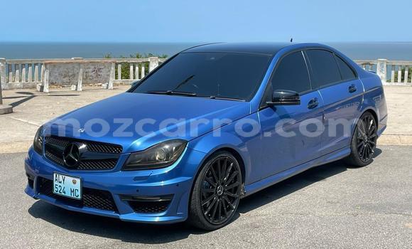 Comprar Usado Mercedes‒Benz 200 Azul Carro em Maputo em Maputo Comprar Usado Mercedes‒Benz 200 Azul Carro em Maputo em Maputo