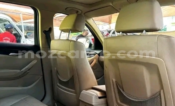 Comprar Usado BMW X1 Branco Carro em Maputo em Maputo Comprar Usado BMW X1 Branco Carro em Maputo em Maputo